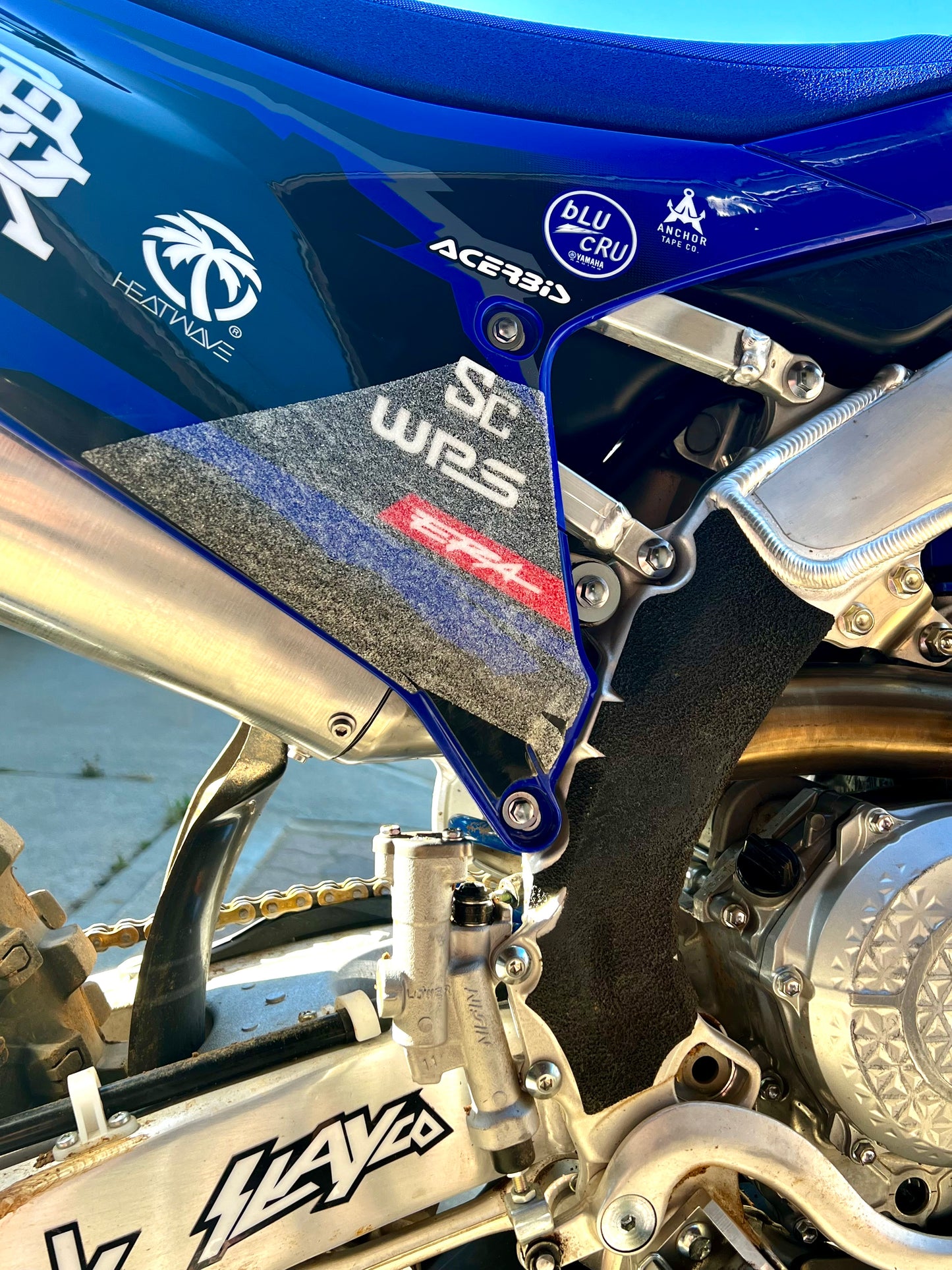 Yamaha Number Plate Grip